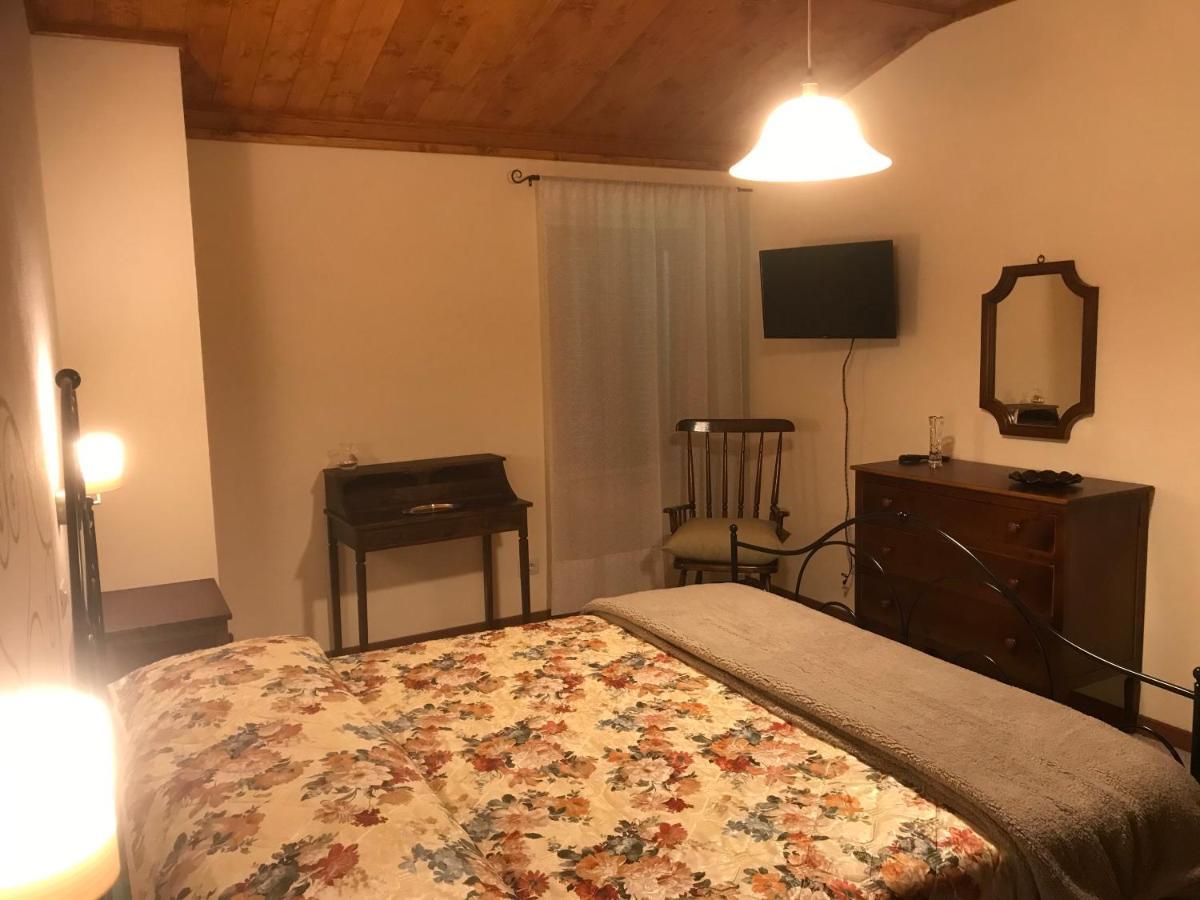 Casa Vacanze Elisabetta Монталчино Екстериор снимка